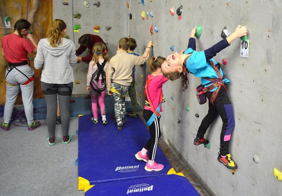 Skautské lezecké závody