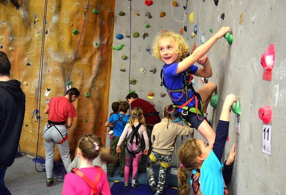 Skautské lezecké závody