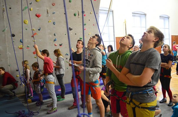 Skautské lezecké závody