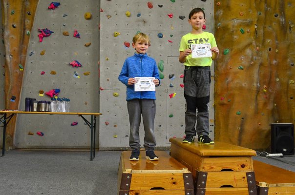 Skautské lezecké závody