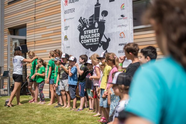 Street boulder contest