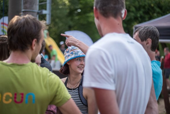 Street boulder contest