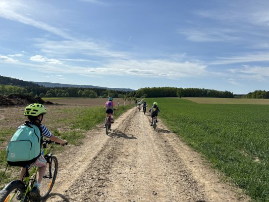 Cyklovýlet s lezčaty kolem rybníků