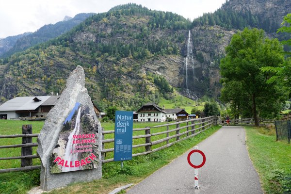 Alpy turistické, vodácké a lezecké