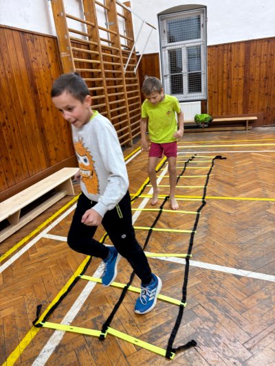 Nahlédnutí do kroužků