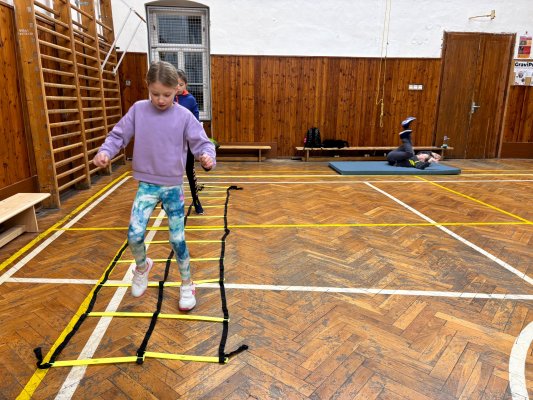 Nahlédnutí do kroužků