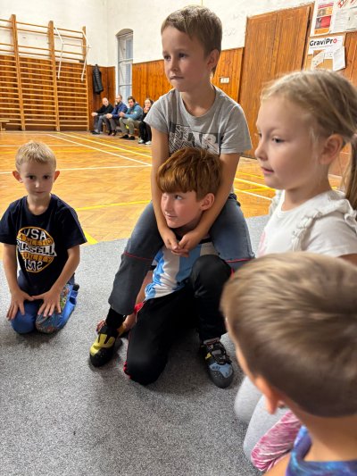 Nahlédnutí do kroužků