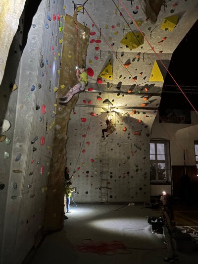 Vánoční lezení po tmě